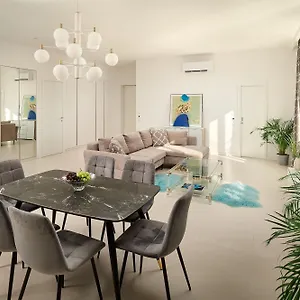 https://the-central-pearl-apartment-zadar.hotelinzadar.com